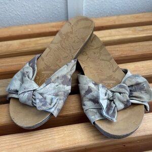Stylish Camouflage Knot Sandals